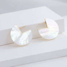 Load image into Gallery viewer, Slice mother of pearl earrings - medium
