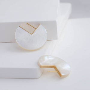 Slice mother of pearl earrings - medium