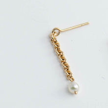 Load image into Gallery viewer, 14K Cleo chain earrings
