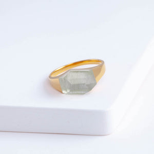 Mini rock green aquamarine ring