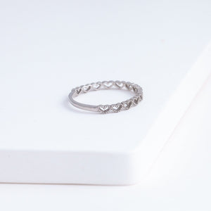 Repeat heart ring - white gold