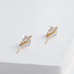 Band quartz studs