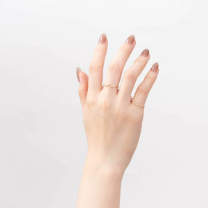 Slanted waves ring