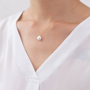 Petal and diamond single drop necklace