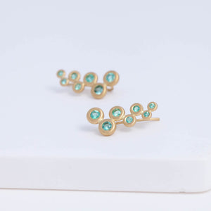 Puff medium gradation emerald climber earring