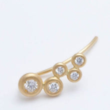 Load image into Gallery viewer, Puff small gradation diamond climber earring

