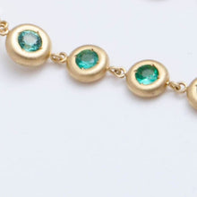 Load image into Gallery viewer, Puff medium gradation emerald drop earring
