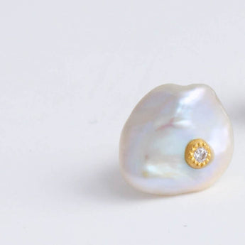Small petal studs with diamonds