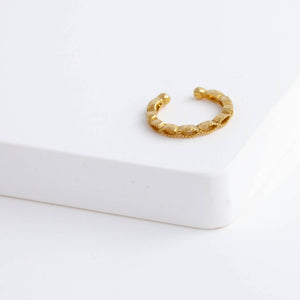 Repeat small oval ear cuff (single)