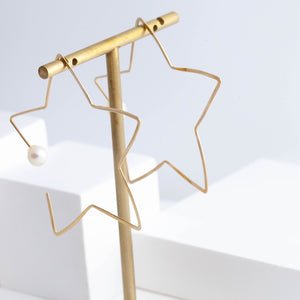 Symbol star hoop earring