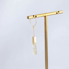 Load image into Gallery viewer, Stick rutilated quartz medium drop earring
