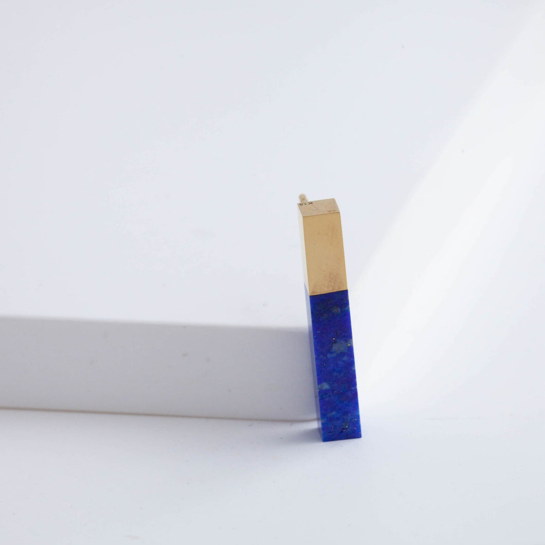 Stick lapis medium stud