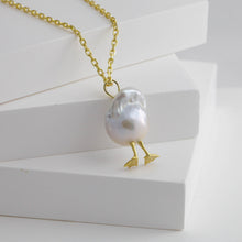 Load image into Gallery viewer, Duck butt necklace
