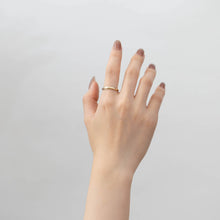 Load image into Gallery viewer, Ribbon ring
