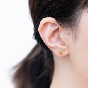 Daisy emerald butterfly earrings