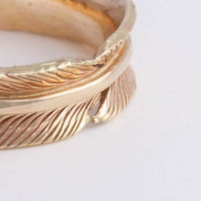 Load image into Gallery viewer, Gold infinity feather ring
