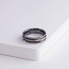 Load image into Gallery viewer, Oxidized silver infinity feather ring
