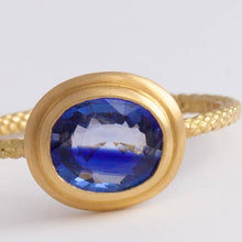 Load image into Gallery viewer, One-of-a-kind bi-color sapphire ring B
