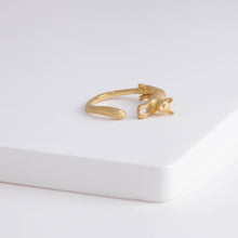 Load image into Gallery viewer, Cat and diamond gold plated silver ring
