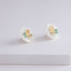 Daisy emerald butterfly earrings