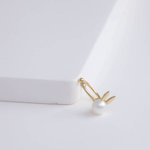 Bunny akoya pearl ear cuff