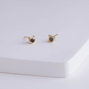 Cat black diamond stud