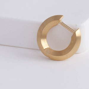 Shape round earring