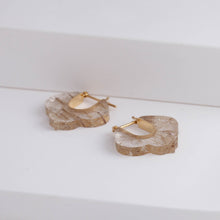 Load image into Gallery viewer, Crest rutilated quartz Lily earrings
