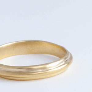 Ribbon ring