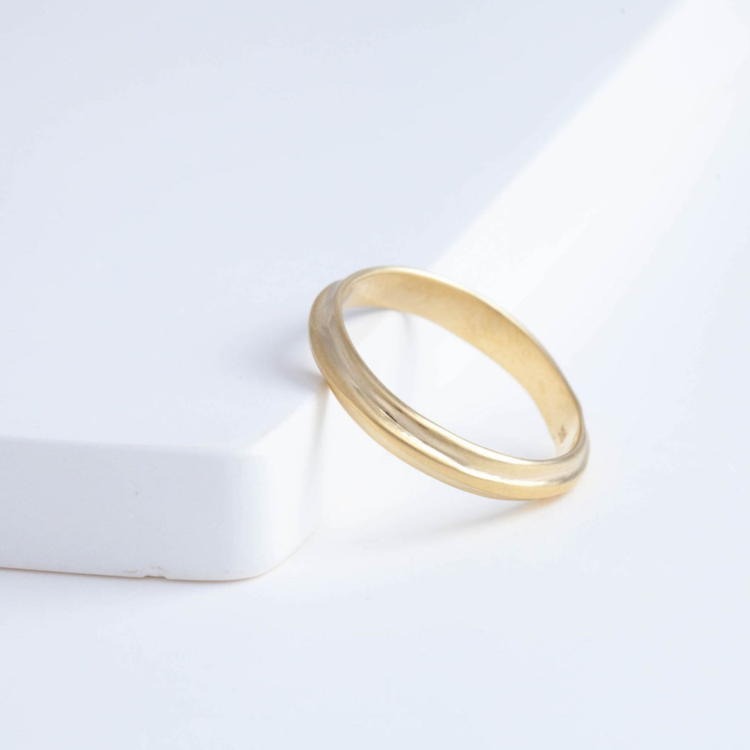 Ribbon ring
