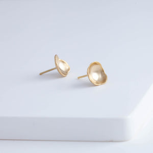 Medium gold petal studs