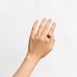 Mini rock garnet ring - Kolekto 