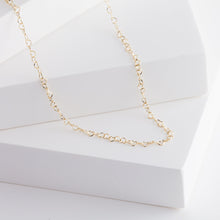 Load image into Gallery viewer, Heart chain necklace (yellow gold)
