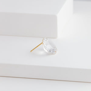 Octagon quartz stud - Kolekto 