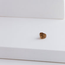 Load image into Gallery viewer, Rough stone zircon stud - Kolekto 
