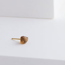 Load image into Gallery viewer, Rough stone zircon stud - Kolekto 
