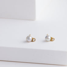 Load image into Gallery viewer, Baby Akoya pearl single pearl diamond studs - Kolekto 
